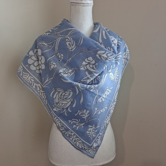 Emilio Pucci Soft Blue 100% Pure Cotton  Scarf - Picture 7 of 7